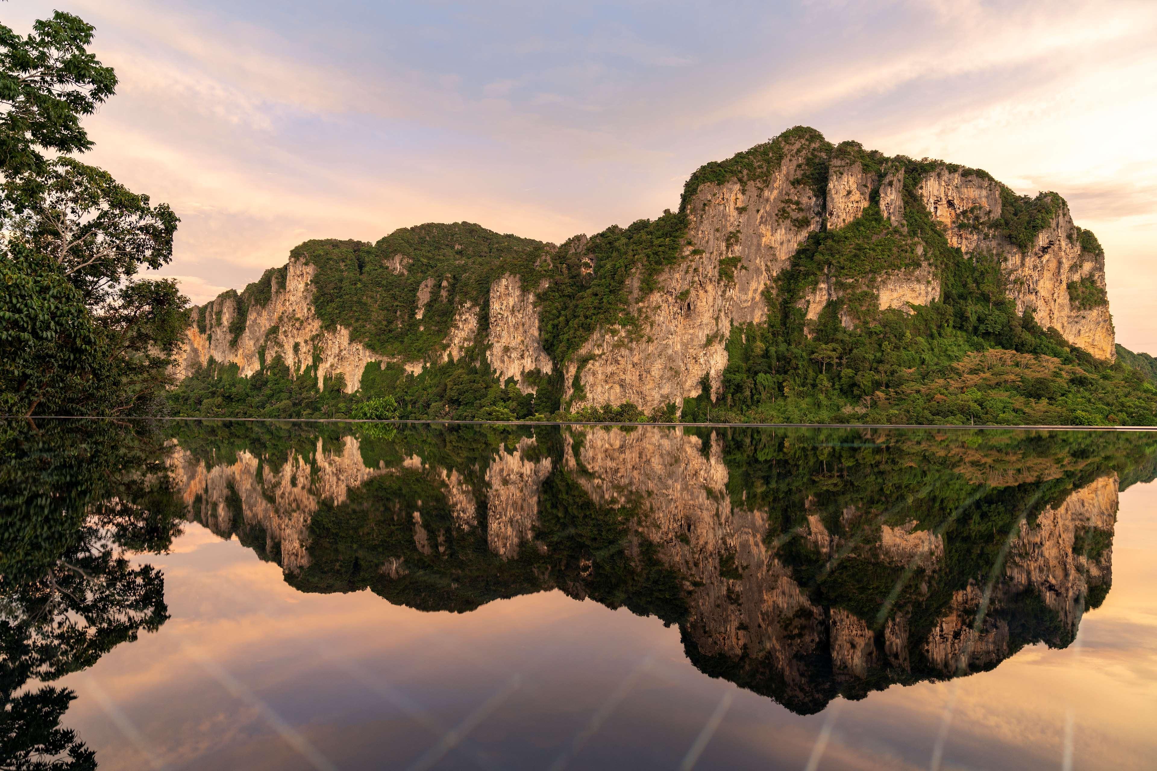 Avani Ao Nang Cliff Krabi Resort Zewnętrze zdjęcie